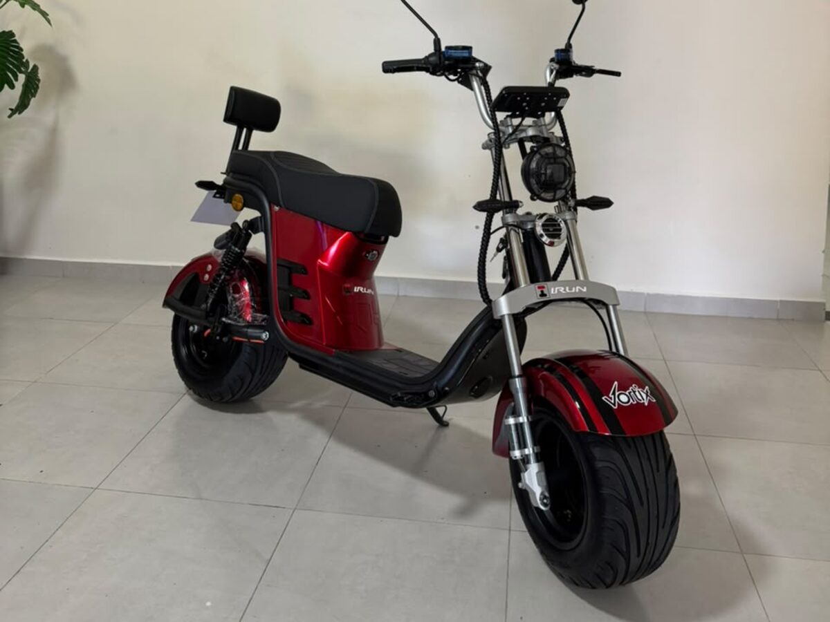 Moto elétrica X13 vermelha na loja Vortix